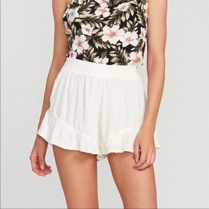 Volcom coco smock shorts medium